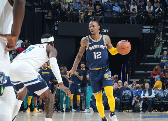 江苏队完胜快船，莫兰特状态火热