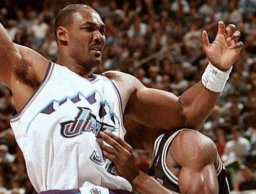 波兰队碾压葡萄牙队，马龙刷新纪录