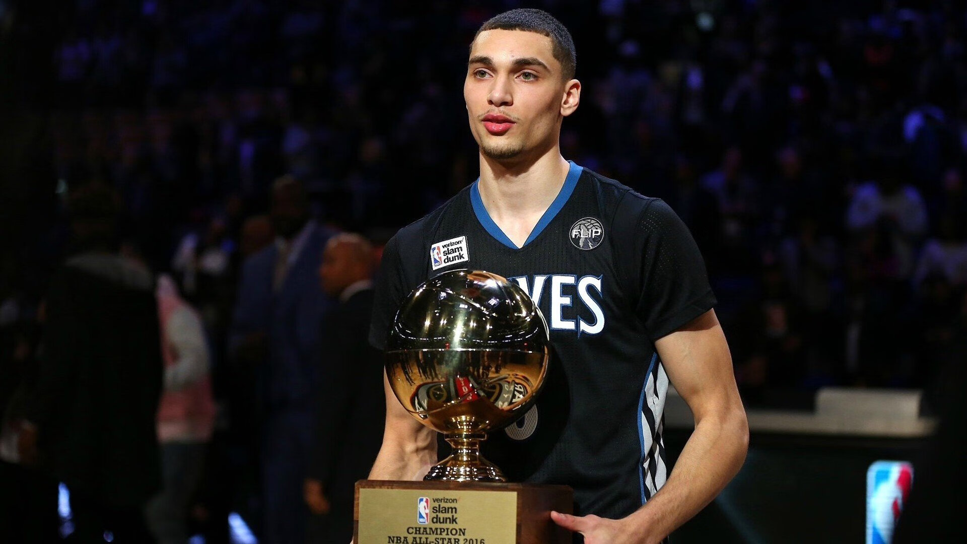 英格拉姆硬仗之王，火箭全面压制勇士，新势力崛起的时代信号